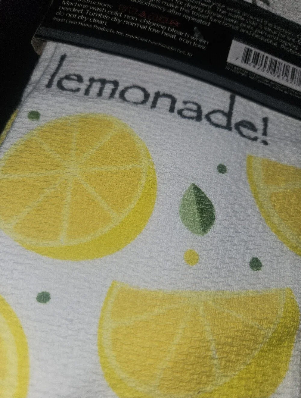 NWT Royal Crest Lemon Print Kitchen Towel Large